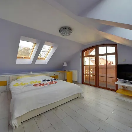 Pod Gwiazdami - Centrum Z Tarasem I Kominkiem Карпач