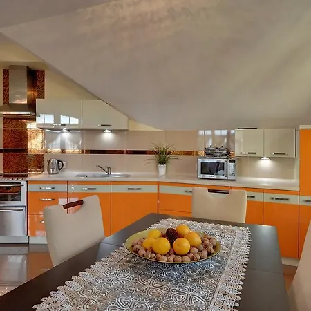 Apartment Pod Gwiazdami - Centrum Z Tarasem I Kominkiem *