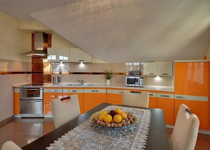 Apartment Pod Gwiazdami - Centrum Z Tarasem I Kominkiem *