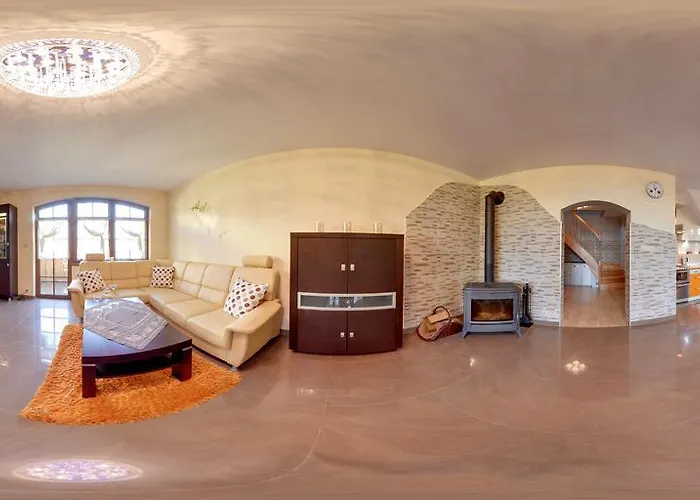 Pod Gwiazdami - Centrum Z Tarasem I Kominkiem アパート